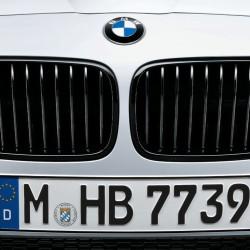 Решетка радиатора правая для BMW 5 (F10, F11, F18 и LCI), артикул 51712165528