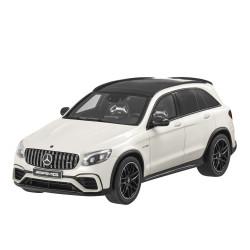 Коллекционная масштабная модель Mercedes-AMG GLC 63 SUV, Designo Diamond Белый Яркий, масштаб 1:18т, B66965713