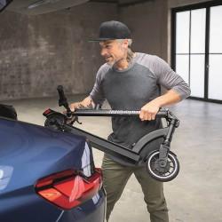Електросамокат BMW E-Scooter
