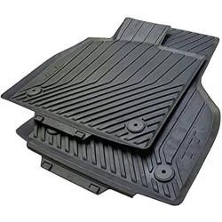 Резиновые передние коврики черного цвета для Audi TT, TTS, TT RS. Артикул: 8S1061501041. 